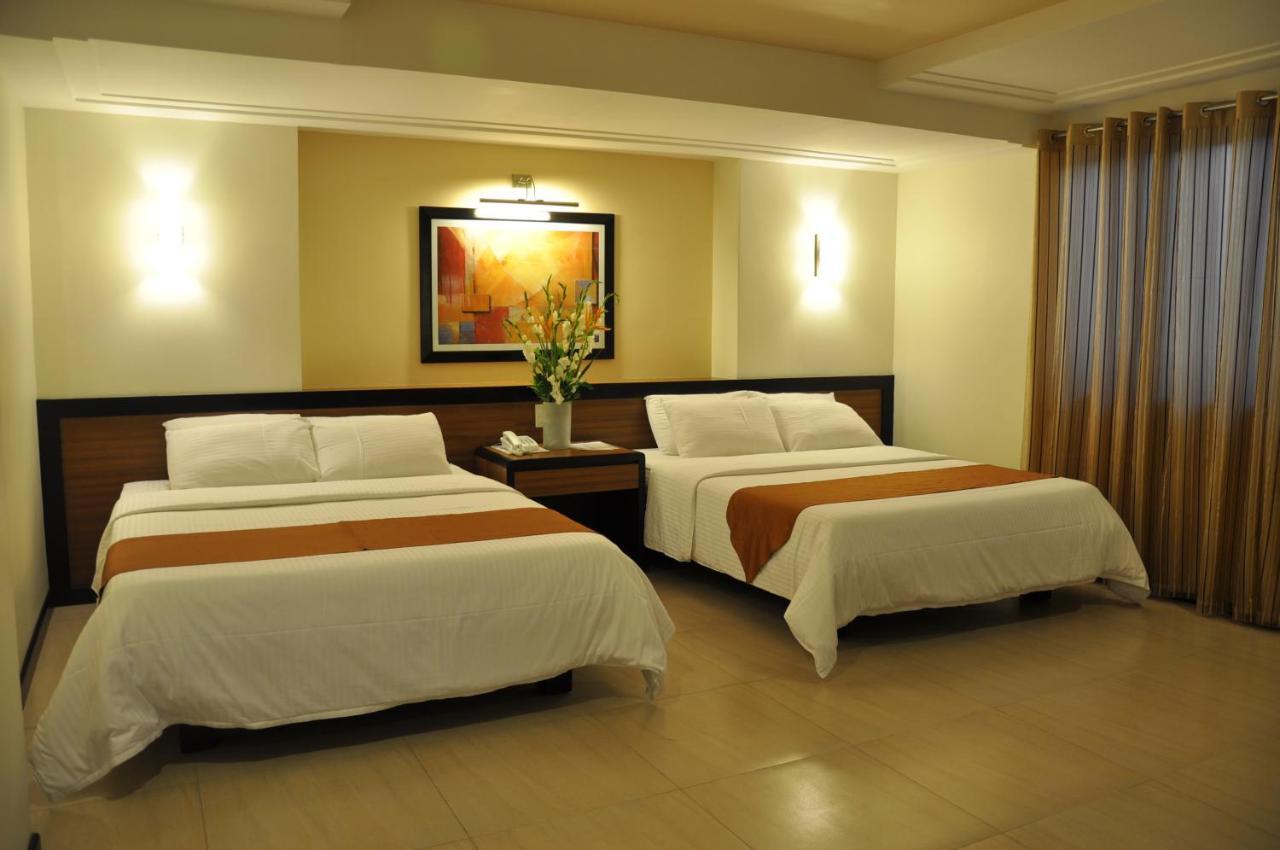 O Hotel Баколод Экстерьер фото